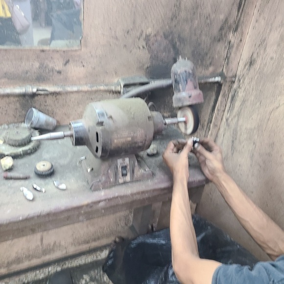 REAL Amber flower pendant - Picture 5 of 5